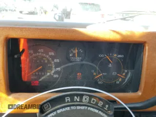 1994 GMC Vandura z VIN 1GDEG25KXRF519134, wystawiony jako Copart lot #75056124 z przebiegiem 245 597 mil mil oraz Szkody całkowita. Historia ofert i sprzedaży dostępna na DreamBid. Obrazek 9.