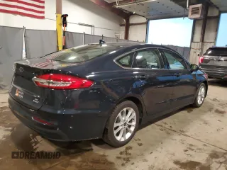 2020 Ford Fusion SE with VIN 3FA6P0LU3LR140462, listed as a Copart auction lot 63191685 with 21,578 mi miles and Salvage title. Bid and sale history available at DreamBid. Image 3.