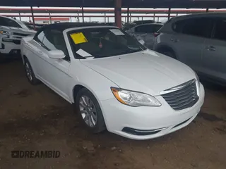 2012 Chrysler 200 Touring with VIN 1C3BCBEB5CN119146, listed as a IAAI auction lot 41590668 with 113,094 mi miles and . Bid and sale history available at carsss.com. Image 1.