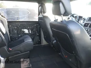 2018 Dodge Grand Caravan SXT with VIN 2C4RDGCG2JR266074, listed as a IAAI auction lot 40545630 with 98,036 mi miles and . Bid and sale history available at DreamBid. Image 8.