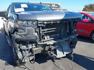 2019 Chevrolet Silverado 1500 LT with VIN 3GCPYDEK1KG242867, listed as a IAAI auction lot 41342133 with 119,442 mi miles. Bid and sale history available at carsss.com. Image 18.