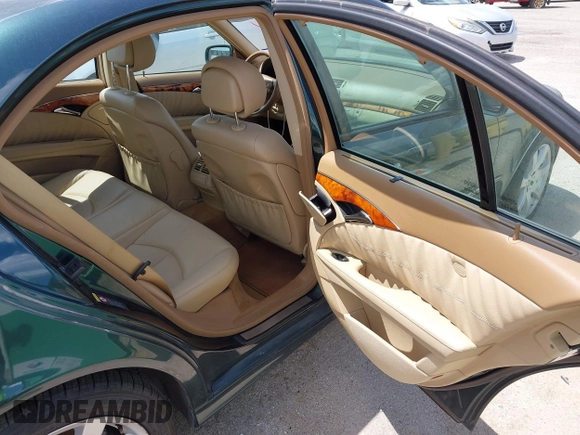 2007 Mercedes-Benz E 350 with VIN WDBUF56X27B010334, listed as a IAAI auction lot 42233993 with 100,780 mi miles and . Bid and sale history available at carsss.com. Image 8.