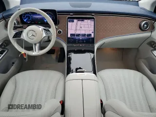 2023 Mercedes-Benz EQE 500 z VIN 4JGGM2CB9PA037236, wystawiony jako Copart lot #41962425 z przebiegiem 2 290 mil mil oraz Nie do naprawy • Non repairable. Historia ofert i sprzedaży dostępna na DreamBid. Obrazek 8.