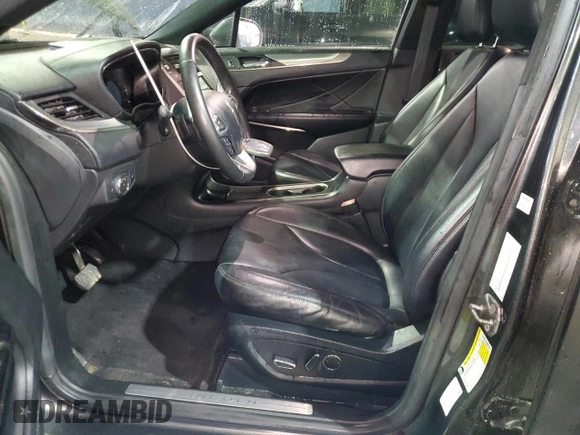 2017 Lincoln MKC Premiere with VIN 5LMCJ1D96HUL24642, listed as a Copart auction lot 50885775 with 121,075 mi miles and Clean Title. Bid and sale history available at DreamBid. Image 7.