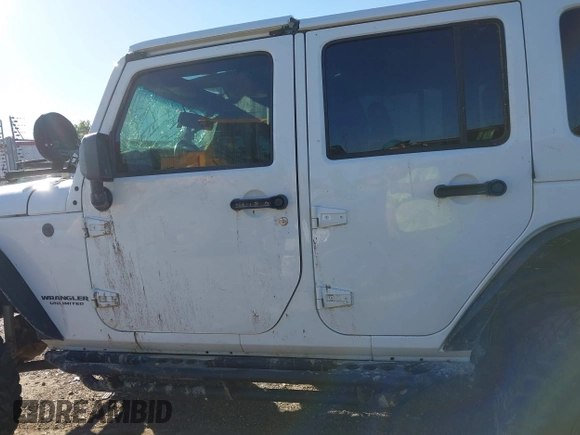 2016 Jeep Wrangler Unlimited Sahara with VIN 1C4BJWEG5GL243004, listed as a IAAI auction lot 40438321 with 121,360 mi miles and . Bid and sale history available at DreamBid. Image 14.