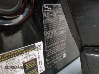 2021 Jaguar F-Pace SVR z VIN SADCZ2EE0MA666542, wystawiony jako Copart lot #41854235 z przebiegiem 28 523 mil mil oraz Szkoda całkowita • Salvage title. Historia ofert i sprzedaży dostępna na DreamBid. Obrazek 14.