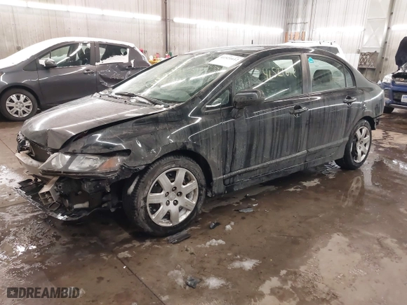 2010 Honda Civic Sdn LX with VIN 19XFA1F52AE019903, listed as a IAAI auction lot 41521612 with 116,557 mi miles. Bid and sale history available at carsss.com. Image 18.