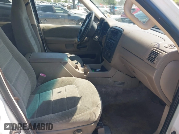 2002 Ford Explorer XLT with VIN 1FMZU63E12UB04302, listed as a IAAI auction lot 41907410 with 130,591 mi miles and . Bid and sale history available at DreamBid. Image 5.