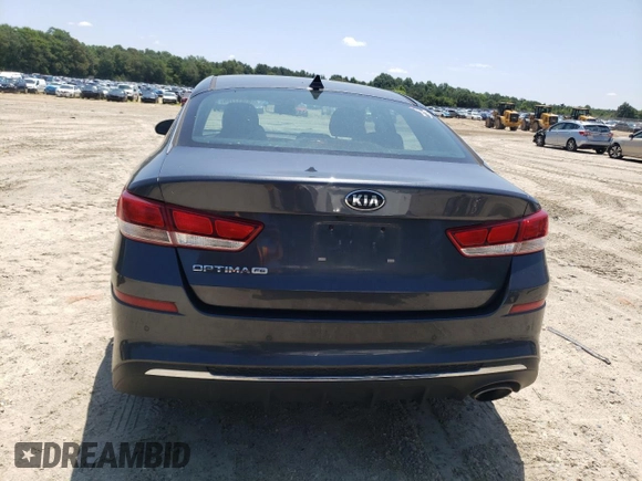 2020 Kia Optima LX z VIN 5XXGT4L38LG384583, wystawiony jako Copart lot #61817765 z przebiegiem 120 968 mil mil oraz Szkoda całkowita • Salvage title. Historia ofert i sprzedaży dostępna na DreamBid. Obrazek 6.