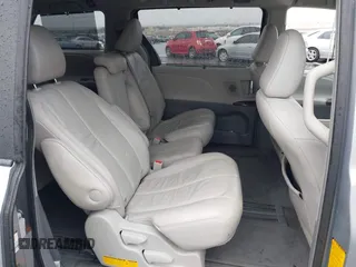 2011 Toyota Sienna XLE AAS with VIN 5TDYK3DC5BS111467, listed as a IAAI auction lot 41560895 with 126,917 mi miles. Bid and sale history available at carsss.com. Image 8.