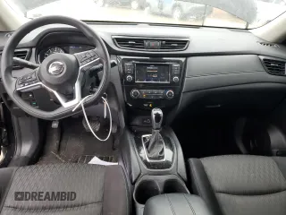 2020 Nissan Rogue SV z VIN JN8AT2MT3LW039344, wystawiony jako Copart lot #39185804 z przebiegiem 78 035 mil mil oraz Szkoda całkowita • Salvage title. Historia ofert i sprzedaży dostępna na DreamBid. Obrazek 8.