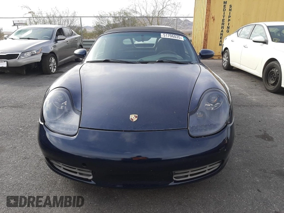 2000 Porsche Boxster z VIN WP0CA2981YU626756, wystawiony jako Copart lot #51706035 z przebiegiem 117 369 mil mil oraz Czysty tytuł • Clean title. Historia ofert i sprzedaży dostępna na DreamBid. Obrazek 5.