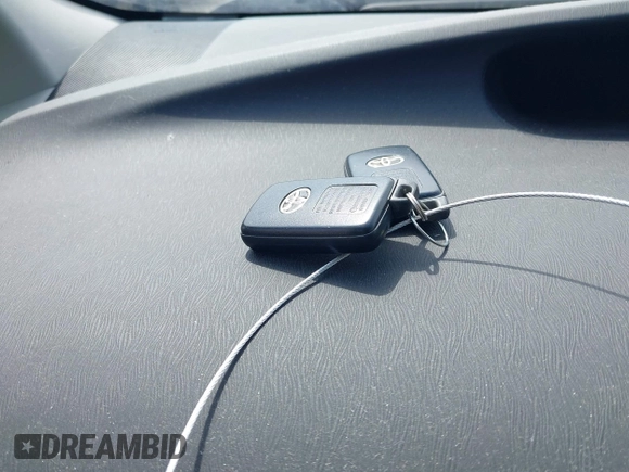 2013 Toyota Prius One z VIN JTDKN3DU1D1655518, wystawiony jako IAAI lot #42007815 z przebiegiem 182 854 mil mil oraz . Historia ofert i sprzedaży dostępna na DreamBid. Obrazek 11.