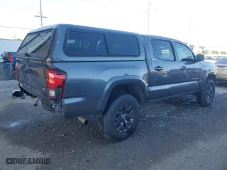 2021 Toyota Tacoma 2WD SR5 with VIN 5TFAZ5CN4MX105040, listed as a Copart auction lot 52088885 with 38,942 mi miles and Salvage Title. Bid and sale history available at carsss.com. Image 3.
