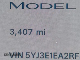 2024 Tesla Model 3 with VIN 5YJ3E1EA2RF870661, listed as a IAAI auction lot 41562281 with 3,407 mi miles. Bid and sale history available at carsss.com. Image 15.
