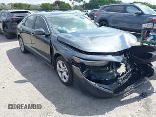 2024 Honda Accord LX z VIN 1HGCY1F21RA015006, wystawiony jako IAAI lot #41733581 z przebiegiem 32 762 mil mil oraz . Historia ofert i sprzedaży dostępna na DreamBid. Obrazek 1.