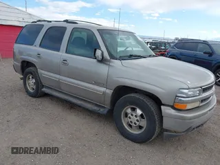 2001 Chevrolet Tahoe LS with VIN 1GNEK13T01J126308, listed as a IAAI auction lot 41685879 with 263,636 mi miles. Bid and sale history available at carsss.com. Image 1.