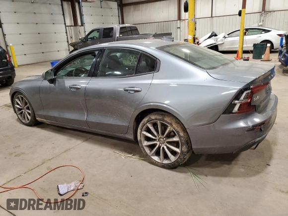 2019 Volvo S60 Momentum with VIN 7JRA22TK3KG014509, listed as a Copart auction lot 57210604 with 0 mi miles and Salvage Title. Bid and sale history available at carsss.com. Image 2.