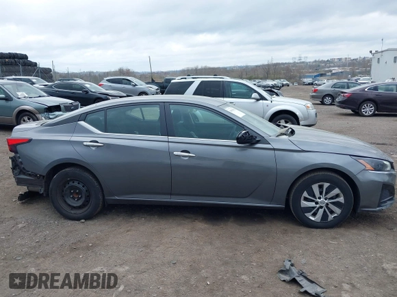 2024 Nissan Altima S with VIN 1N4BL4BV7RN373932, listed as a IAAI auction lot 41918978 with 28,406 mi miles and . Bid and sale history available at carsss.com. Image 14.