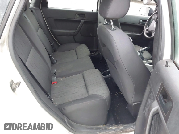 2011 Ford Focus SE with VIN 1FAHP3FN1BW149610, listed as a IAAI auction lot 41959056 with 188,872 mi miles. Bid and sale history available at carsss.com. Image 8.