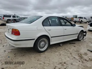 1998 BMW 5 Series 528i with VIN WBADD5321WBV54917, listed as a Copart auction lot 86730284 with 0 mi miles and Salvage Title. Bid and sale history available at carsss.com. Image 3.