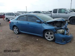 2013 Toyota Corolla L with VIN 5YFBU4EEXDP171701, listed as a IAAI auction lot 41853415 with 77,694 mi miles. Bid and sale history available at carsss.com. Image 1.