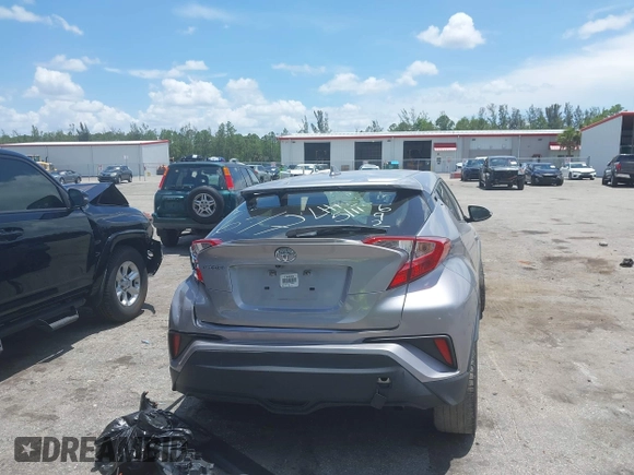 2018 Toyota C-HR XLE with VIN JTNKHMBX7J1009692, listed as a IAAI auction lot 42390685 with 77,866 mi miles and . Bid and sale history available at DreamBid. Image 17.