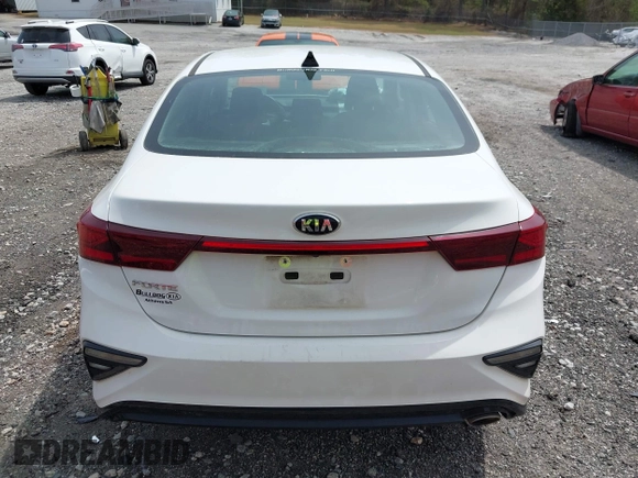 2021 Kia Forte FE z VIN 3KPF24AD5ME335331, wystawiony jako IAAI lot #41926109 z przebiegiem 87 354 mil mil oraz . Historia ofert i sprzedaży dostępna na DreamBid. Obrazek 17.