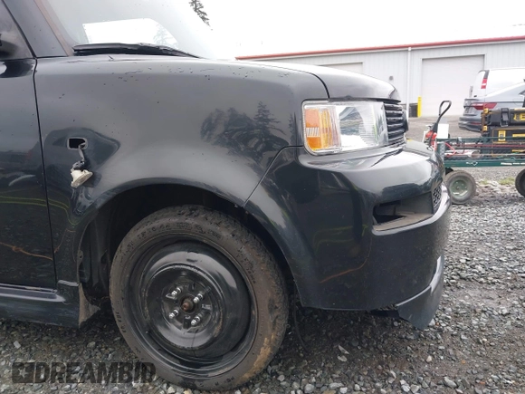 2005 Scion xB z VIN JTLKT324954021760, wystawiony jako IAAI lot #42125087 z przebiegiem 414 129 mil mil oraz . Historia ofert i sprzedaży dostępna na DreamBid. Obrazek 6.