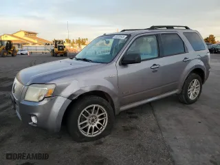 2008 Mercury Mariner with VIN 4M2CU91168KJ36995, listed as a Copart auction lot 45050645 with 220,645 mi miles and Salvage Title. Bid and sale history available at carsss.com. Image 1.