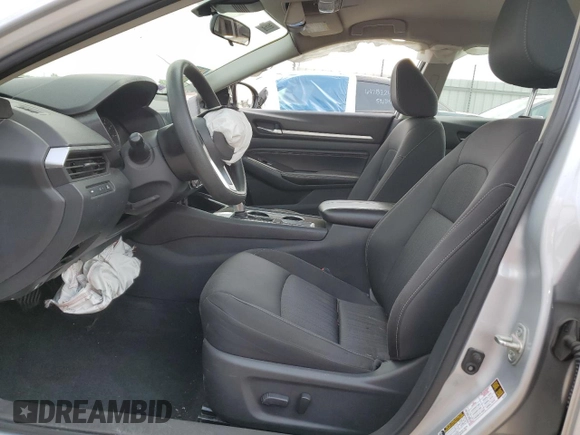 2021 Nissan Altima SV z VIN 1N4BL4DW1MN303356, wystawiony jako Copart lot #72468534 z przebiegiem 73 902 mil mil oraz Szkoda całkowita • Salvage title. Historia ofert i sprzedaży dostępna na DreamBid. Obrazek 7.