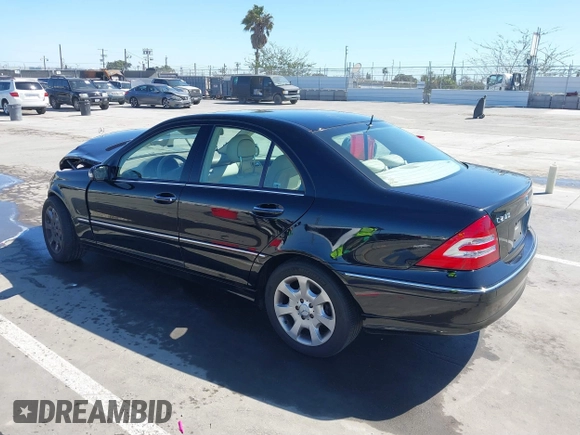2005 Mercedes-Benz C 240 with VIN WDBRF61J15F622903, listed as a IAAI auction lot 41814269 with 60,841 mi miles and . Bid and sale history available at DreamBid. Image 3.