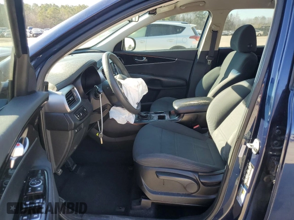 2019 Kia Sorento LX with VIN 5XYPG4A32KG507991, listed as a Copart auction lot 43658875 with 106,383 mi miles and Salvage Title. Bid and sale history available at carsss.com. Image 7.
