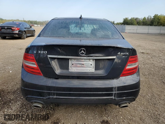 2013 Mercedes-Benz C 300 Sport with VIN WDDGF8AB1DA819150, listed as a Copart auction lot 70980134 with 133,038 mi miles and Salvage Title. Bid and sale history available at DreamBid. Image 6.