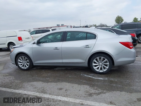 2016 Buick LaCrosse Leather with VIN 1G4GB5G37GF159378, listed as a IAAI auction lot 42001400 with 39,917 mi miles. Bid and sale history available at carsss.com. Image 15.