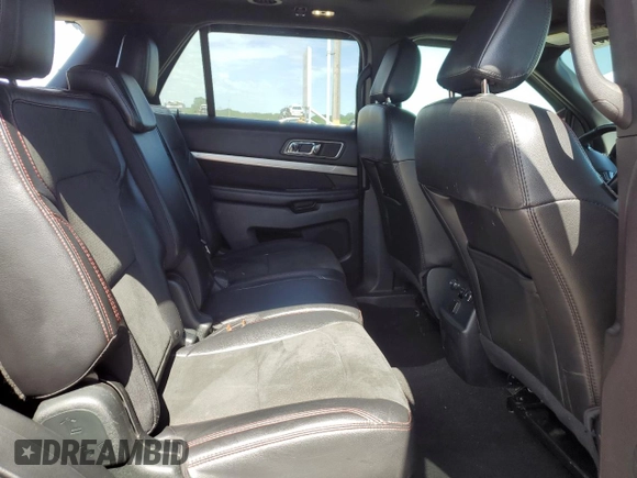 2019 Ford Explorer XLT z VIN 1FM5K8DH7KGA66873, wystawiony jako Copart lot #57349165 z przebiegiem 96 464 mil mil oraz Szkoda całkowita • Salvage title. Historia ofert i sprzedaży dostępna na DreamBid. Obrazek 11.