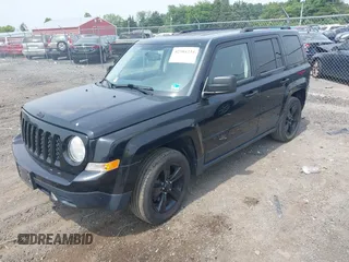 2015 Jeep Patriot Sport с VIN 1C4NJPBA6FD318661, выставлен на аукционе IAAI как лот 42504234 с пробегом 161 853 миль миль и . История ставок и продаж доступна на DreamBid. Изображение 2.