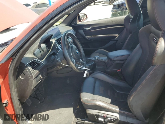 2020 BMW M2 Competition z VIN WBS2U7C01L7E35120, wystawiony jako Copart lot #52969415 z przebiegiem 37 475 mil mil oraz Szkoda całkowita • Salvage title. Historia ofert i sprzedaży dostępna na DreamBid. Obrazek 7.
