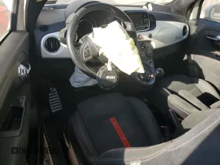 2017 FIAT 500 Abarth z VIN 3C3CFFJH1HT659226, wystawiony jako Copart lot #76132424 z przebiegiem Nie podano mil oraz Szkody całkowita. Historia ofert i sprzedaży dostępna na DreamBid. Obrazek 8.