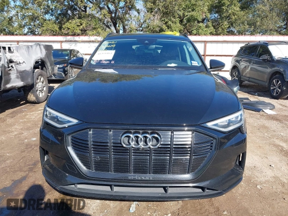 2021 Audi e-tron Premium Plus with VIN WA1LAAGE4MB010570, listed as a IAAI auction lot 41398464 with 67,721 mi miles. Bid and sale history available at carsss.com. Image 13.