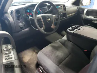 2007 Chevrolet Silverado 1500 LT w/1LT with VIN 2GCEC19J971592270, listed as a Copart auction lot 62802494 with 127,983 mi miles and Non Repairable. Bid and sale history available at carsss.com. Image 8.