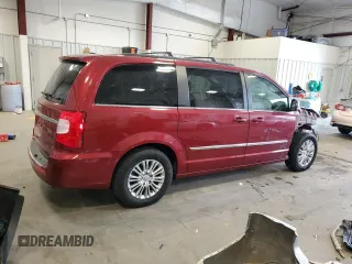 2015 Chrysler Town & Country Touring-L with VIN 2C4RC1CG1FR674900, listed as a Copart auction lot 53562085 with 99,030 mi miles and Clean Title. Bid and sale history available at carsss.com. Image 3.