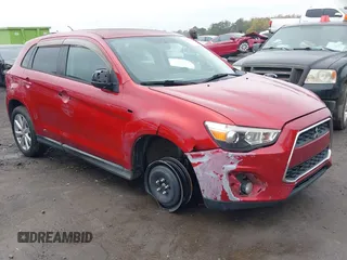 2015 Mitsubishi Outlander ES z VIN 4A4AP3AU9FE056820, wystawiony jako IAAI lot #40786367 z przebiegiem 177 303 mil mil oraz . Historia ofert i sprzedaży dostępna na DreamBid. Obrazek 1.