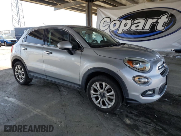 2016 FIAT 500X Lounge with VIN ZFBCFXDTXGP395057, listed as a Copart auction lot 57891025 with 126,980 mi miles and Clean title. Bid and sale history available at DreamBid. Image 4.