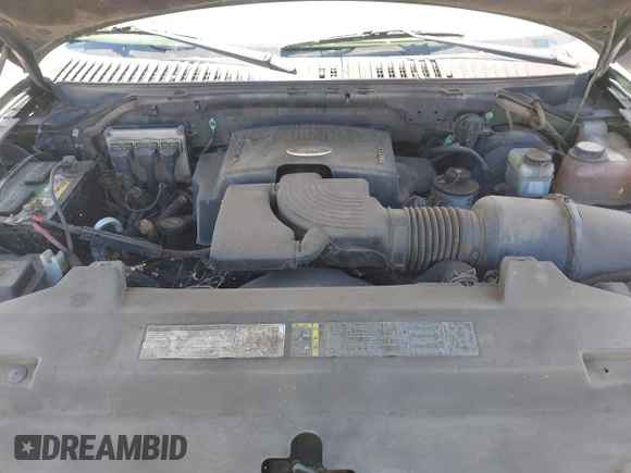 2003 Ford Expedition Eddie Bauer with VIN 1FMFU18L73LA26712, listed as a IAAI auction lot 42649890 with Not provided miles and . Bid and sale history available at DreamBid. Image 10.