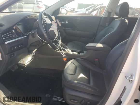 2022 Kia Niro Touring SE with VIN KNDCC3LC7N5518757, listed as a Copart auction lot 77995554 with 28,842 mi miles and Salvage Title. Bid and sale history available at carsss.com. Image 7.