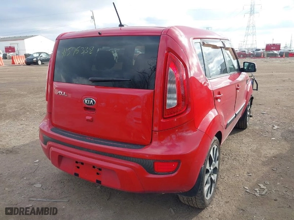 2013 Kia Soul + with VIN KNDJT2A6XD7508063, listed as a IAAI auction lot 41575338 with 91,319 mi miles. Bid and sale history available at carsss.com. Image 4.