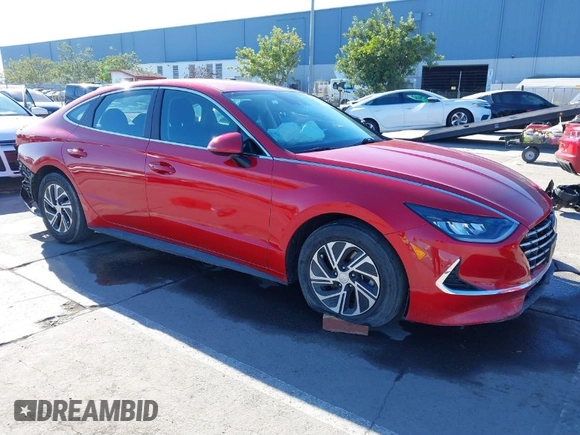 2020 Hyundai Sonata Hybrid Blue with VIN KMHL24JJ1LA009550, listed as a IAAI auction lot 41265226 with 85,347 mi miles. Bid and sale history available at carsss.com. Image 1.