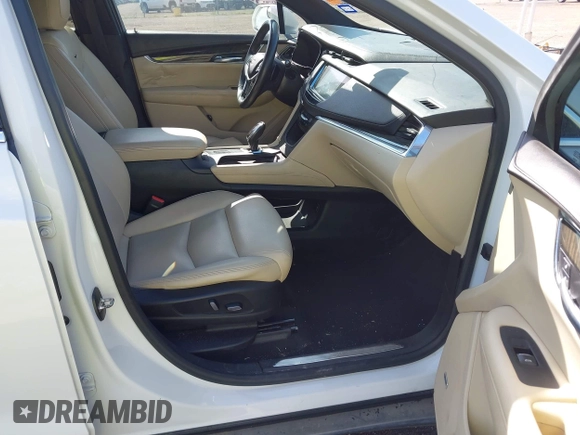 2017 Cadillac XT5 FWD with VIN 1GYKNARSXHZ192288, listed as a IAAI auction lot 42550286 with 115,570 mi miles and . Bid and sale history available at DreamBid. Image 5.