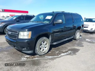 2010 Chevrolet Suburban LT with VIN 1GNUKJE35AR147956, listed as a IAAI auction lot 41722353 with 277,153 mi miles. Bid and sale history available at carsss.com. Image 2.